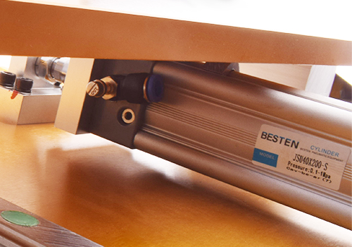 LIHAN Engraving Machine Automa - Woodworking Magazine 评论和价格